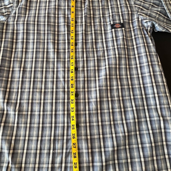 DICKIES- MENS SHORT SLEEVE BUTTON DOWN DRESS SHIRT - Picture 3 of 9